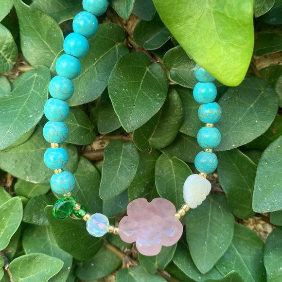 Howlite - Picture 4 of 5